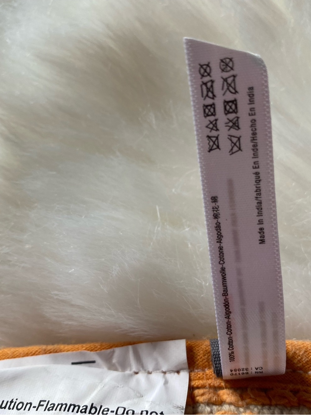 🍑NWT🍑 Urban Outfitters Peachy Clean Bath Mat - Picture 14 of 14
